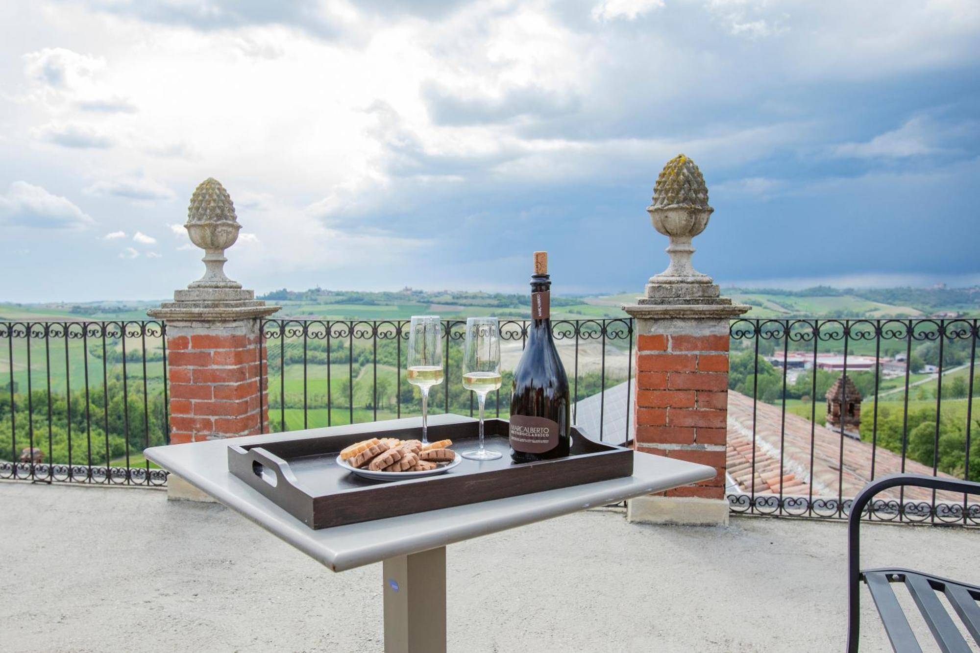 Olivola Apartments Frassinello Monferrato Екстер'єр фото